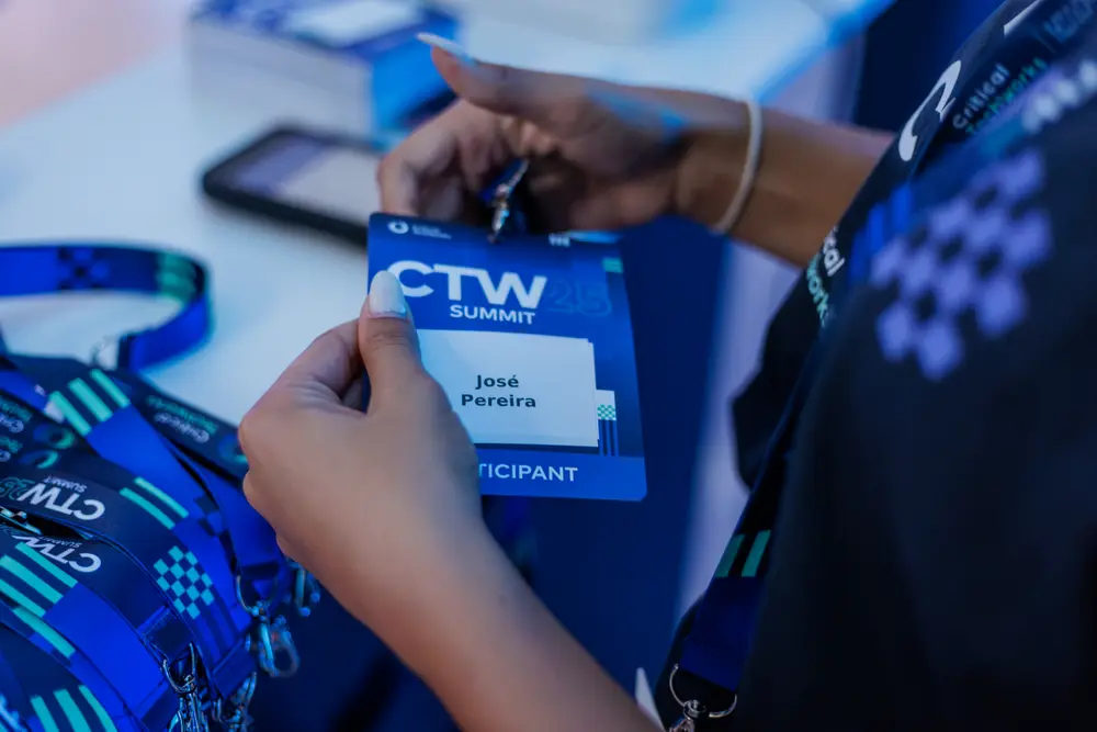Credencial da conferência a ser preparada